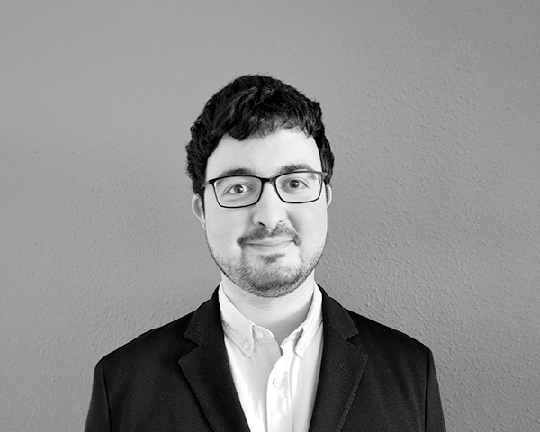 Javier Arribas Desarrollador del juego Co-Founder.